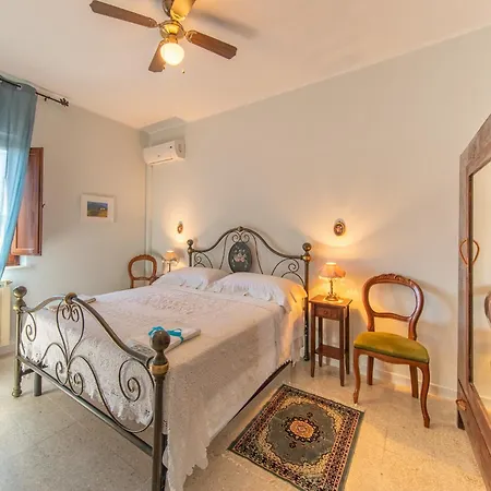 Isola Dei Calanchi - Country house