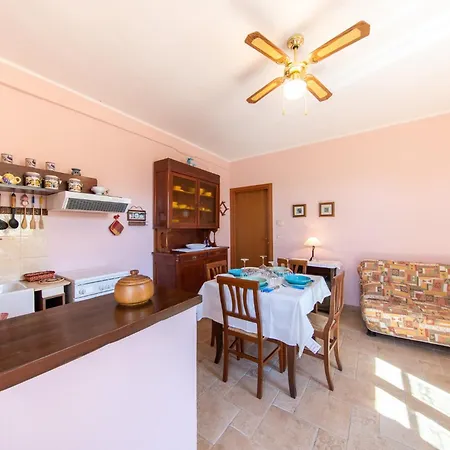 Casa rural Isola Dei Calanchi - *