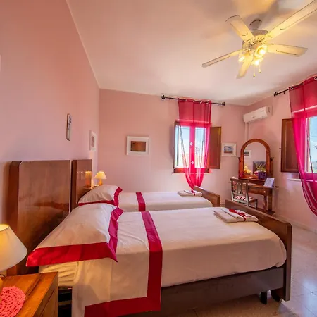 Isola Dei Calanchi - Casa di campagna