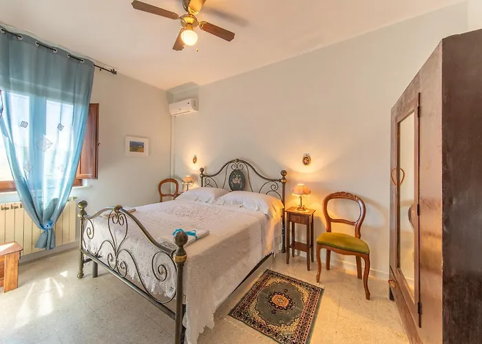 Isola Dei Calanchi - Country house