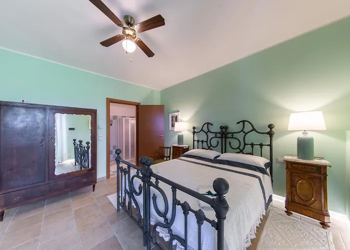 Isola Dei Calanchi - Country house