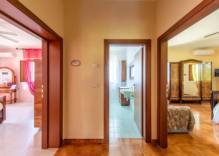 Country house Isola Dei Calanchi - *